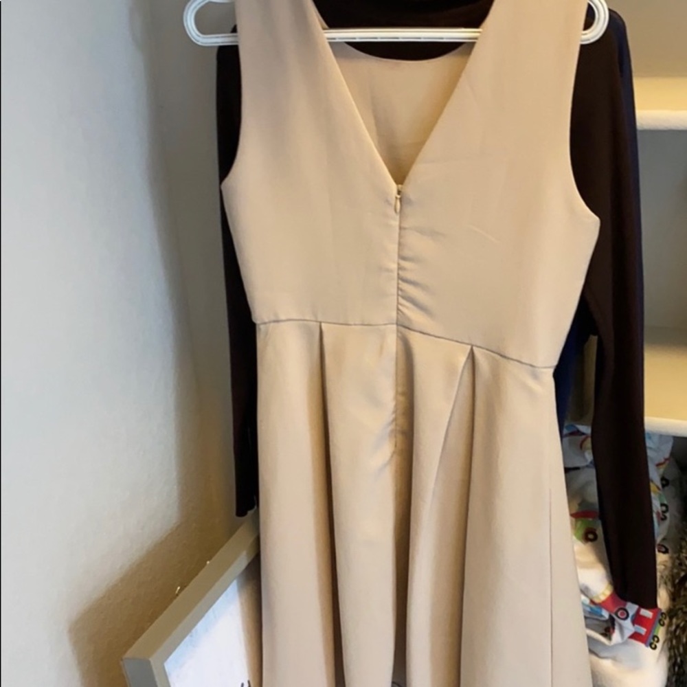 Maxx & Riley beige cocktail dress with bow - Picture 5 of 5